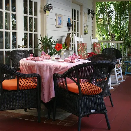 Sabal Palm House Bed And Breakfast-3